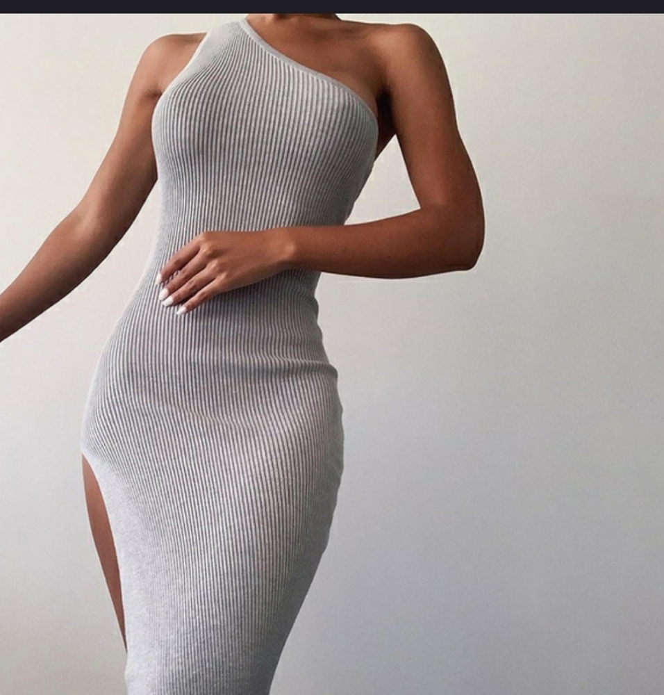 One shoulder gray dress